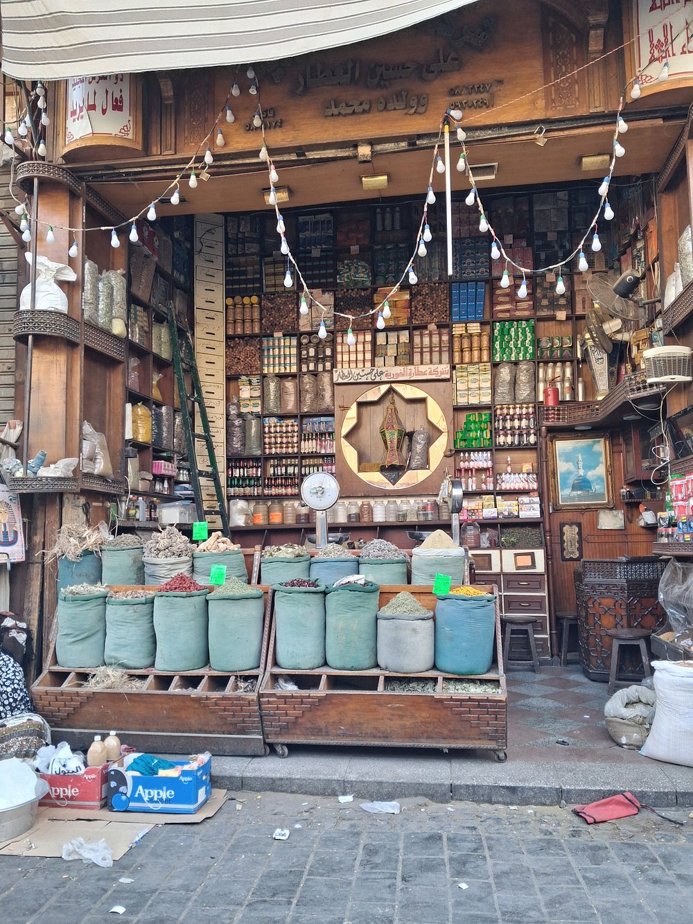 🛍️ Tour Title: VIP Private Old Cairo Discovery: Khan el-Khalili Bazaar & Authentic Lunch