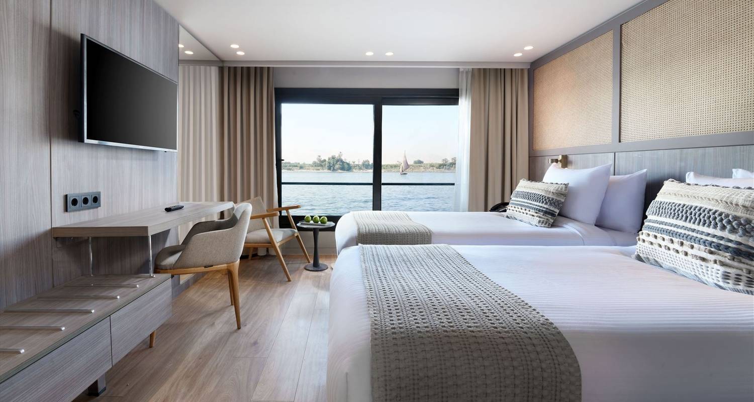 Discover Egypt: 7-Day Cairo & Nile Cruise Tour (With Internal Flights)