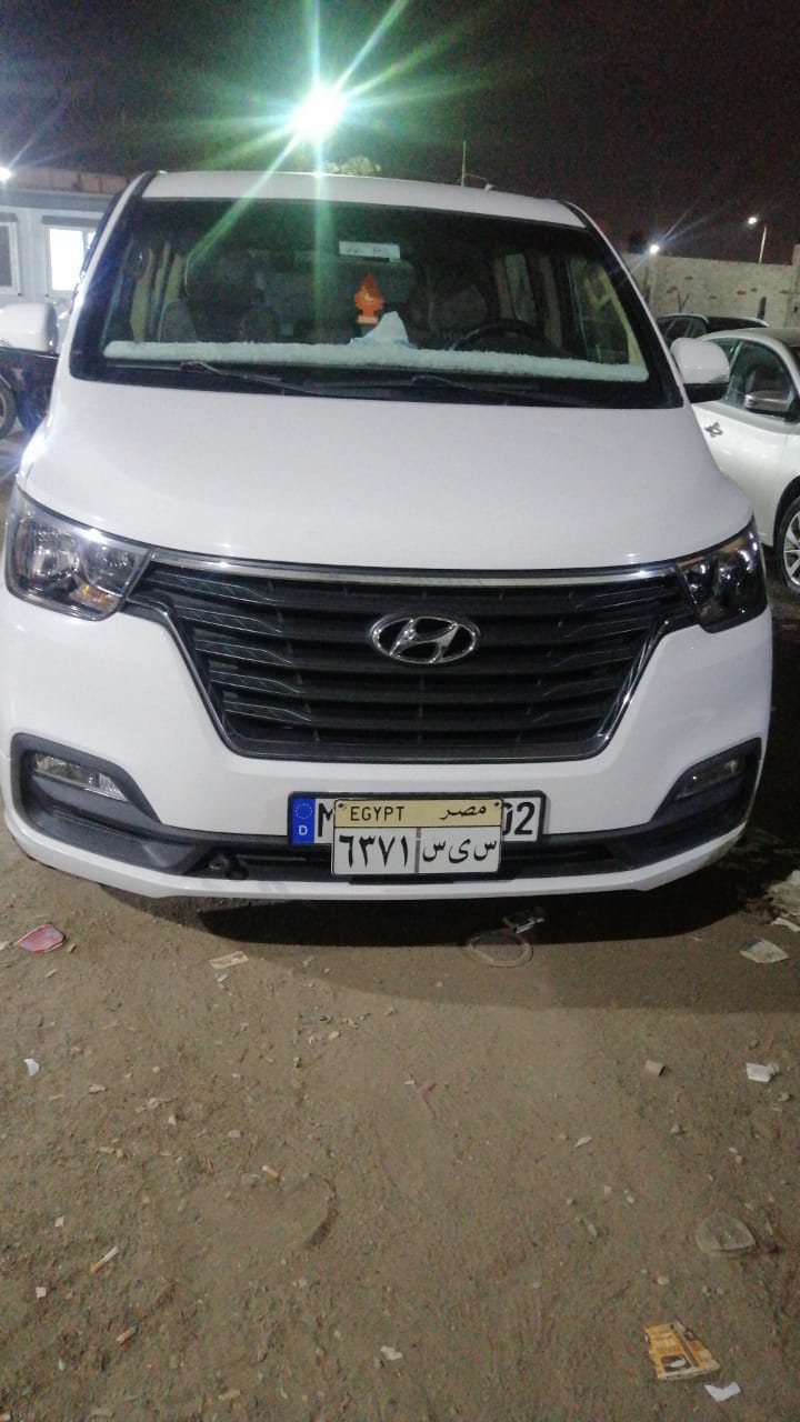 Our Fleet: Premium Toyota Hiace (High Roof)