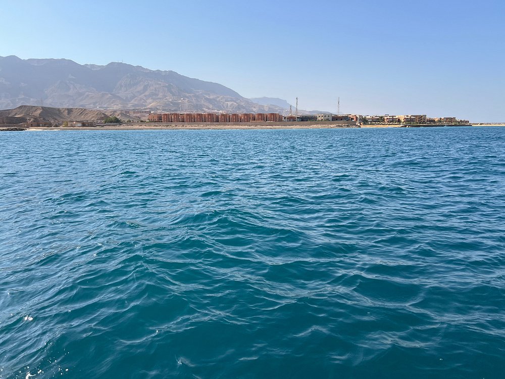 🌊 Tour Title: VIP Red Sea Cruise: Ras Mohamed National Park & The Magical White Island