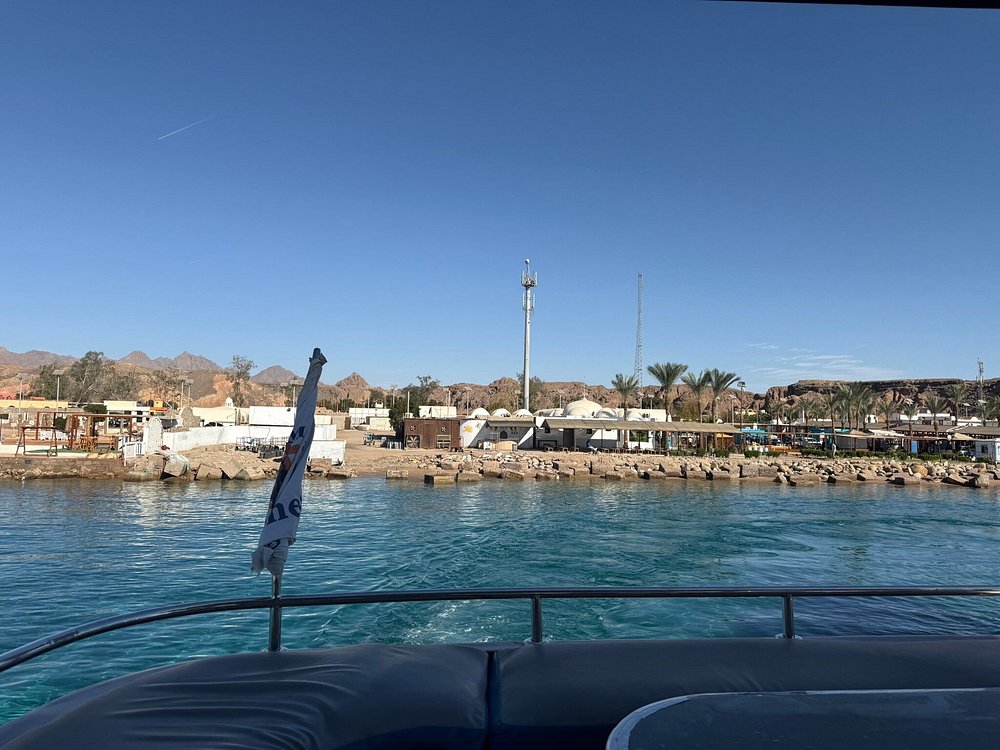 🌊 Tour Title: VIP Red Sea Cruise: Ras Mohamed National Park & The Magical White Island