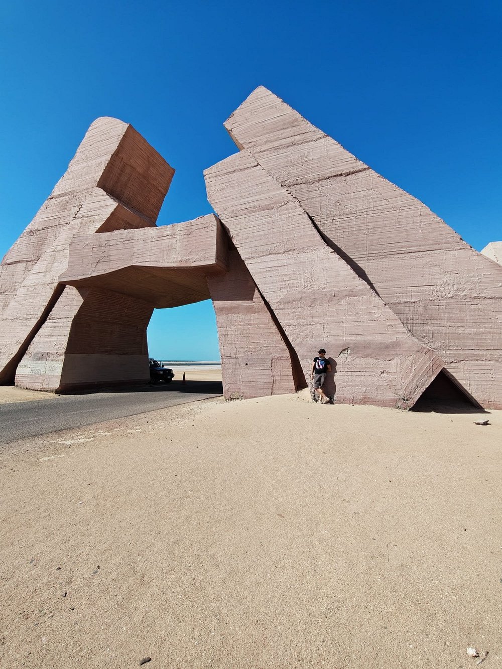 🏜️ Tour Title: VIP Private Land Expedition: Ras Mohamed National Park & The Magic Lake