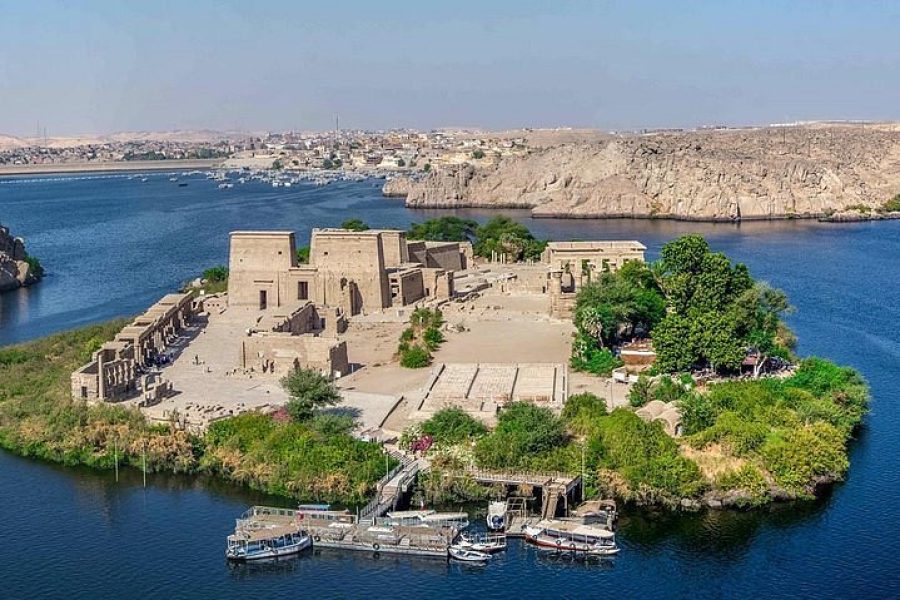 Tour Title: Luxor Elite: Private Full-Day Expedition from Cairo by Flight